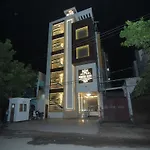 Hotel Gurveer Royal