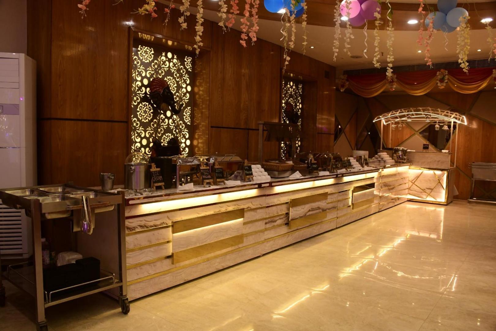 Hotel Gurveer Royal 2*