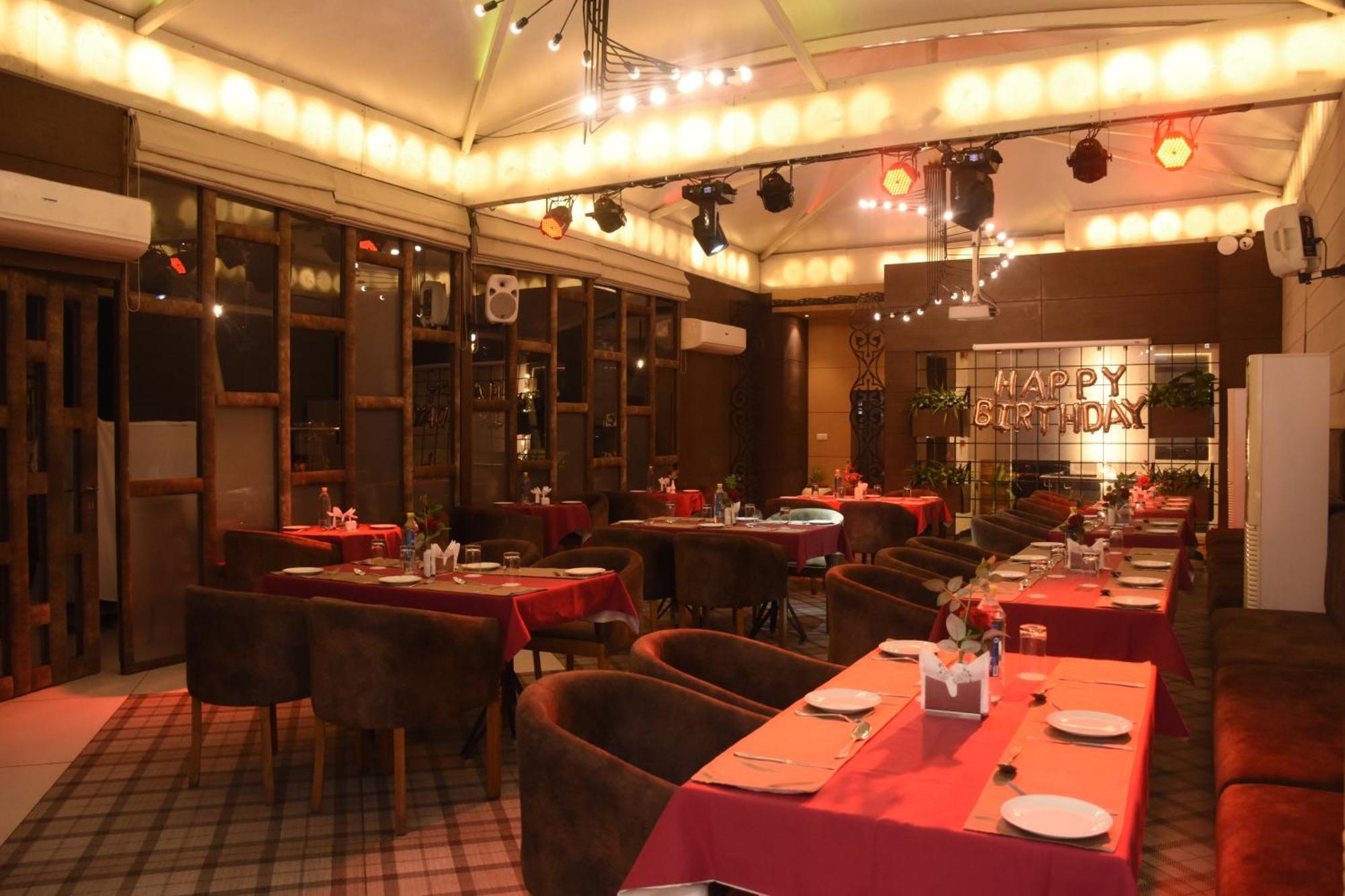 Gurveer Royal Hotel Lucknow