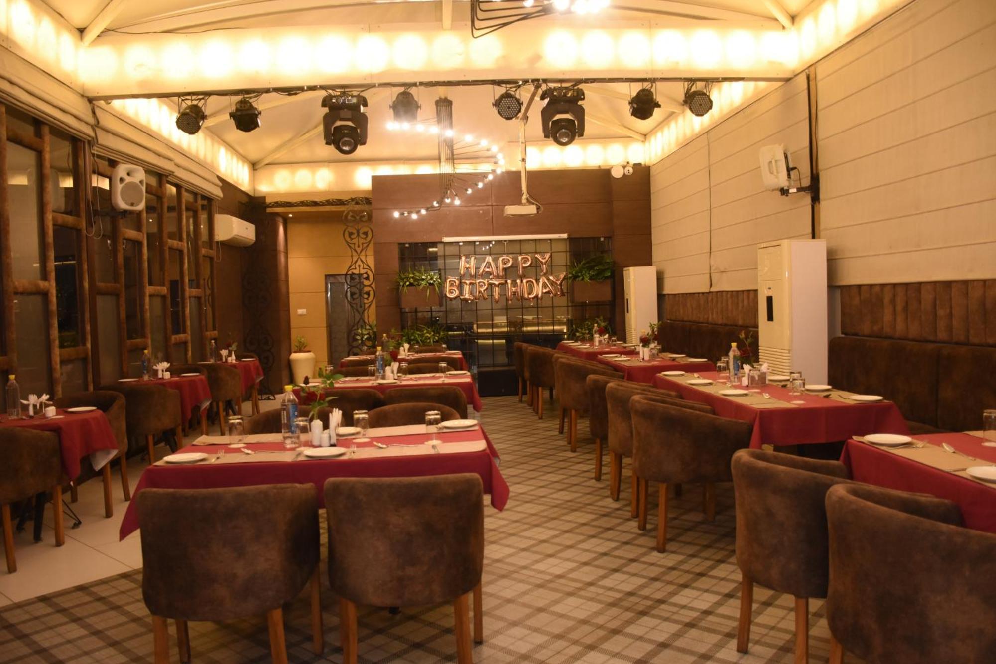 Gurveer Royal 2* Lucknow