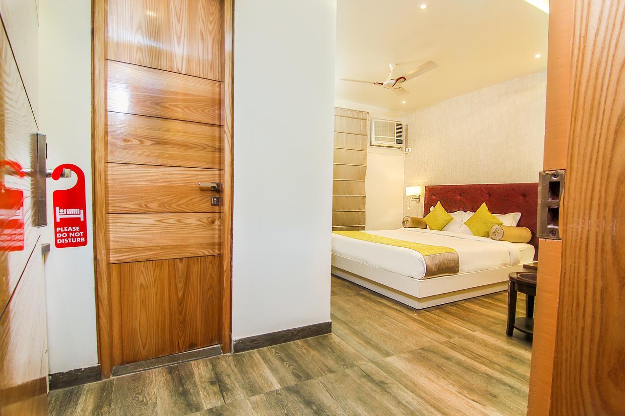 Hotel Gurveer Royal Lucknow