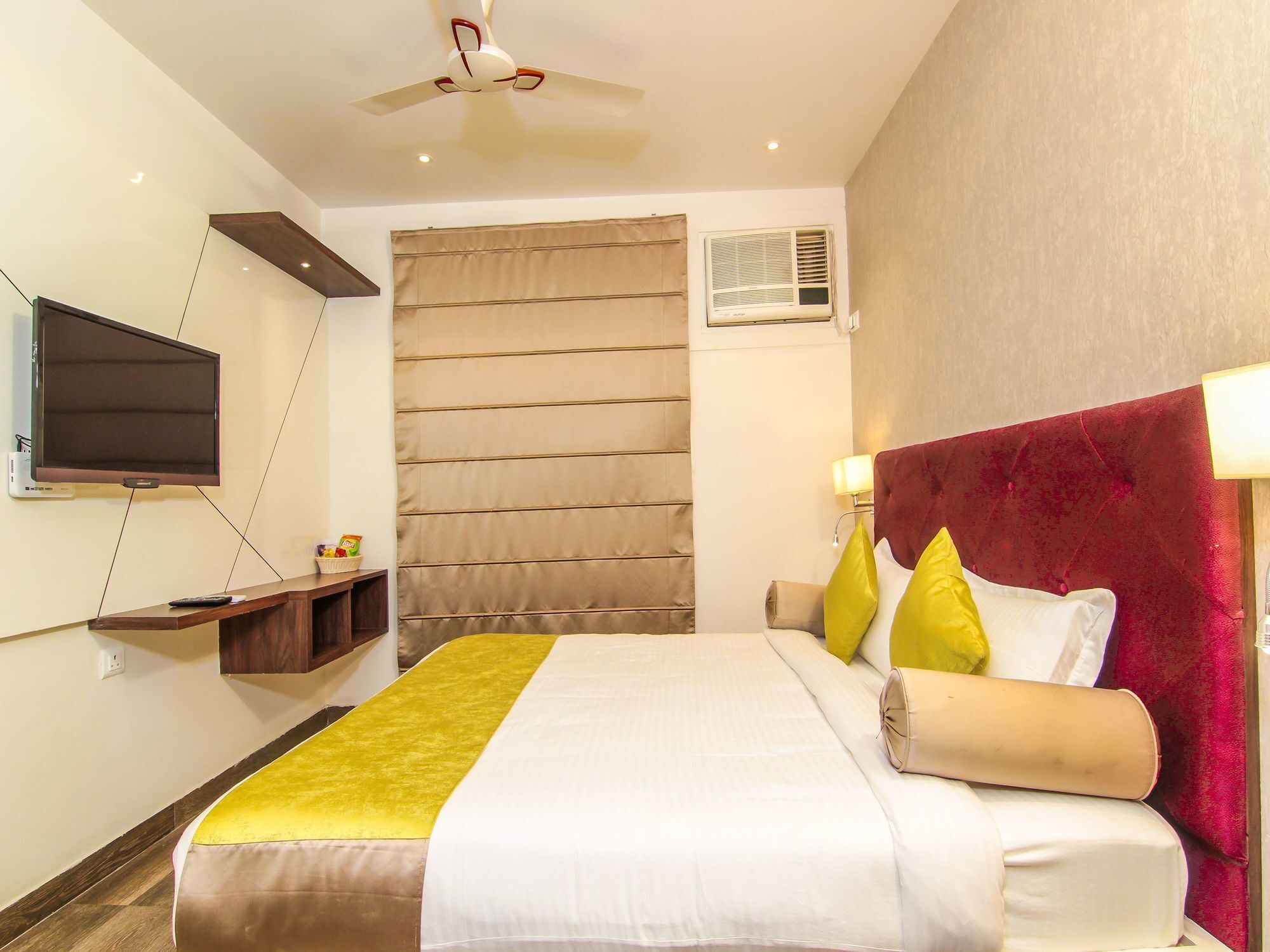 Gurveer Royal 2* Lucknow