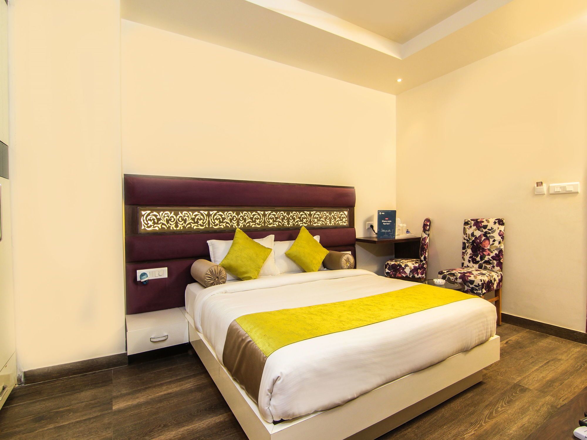 Hotel Gurveer Royal